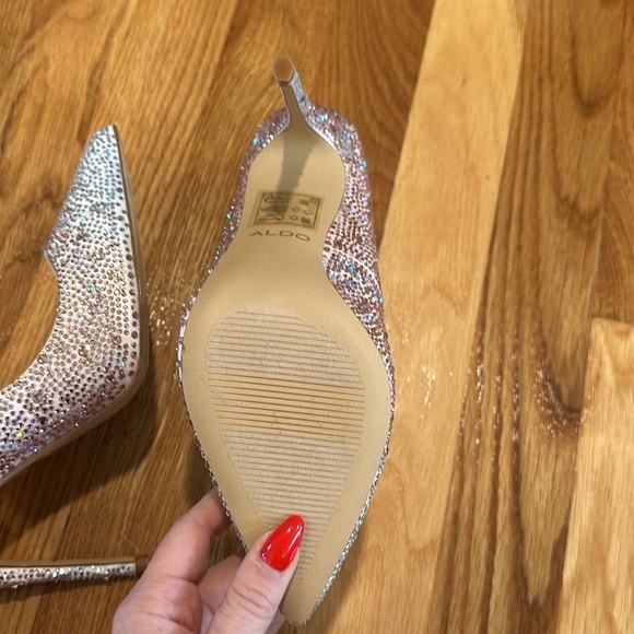 Elegant Rhinestone-Embellished Stiletto Heels - Picture 7 of 7